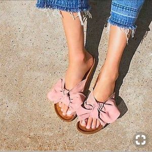 Jeffery Campbell “ sunmist” knotted slides